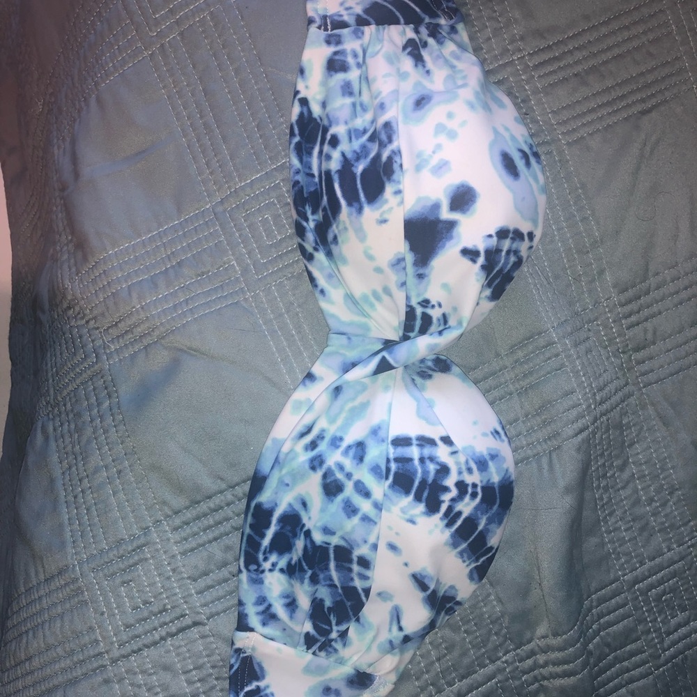 Tie-Dye Bandeau Bikini Top